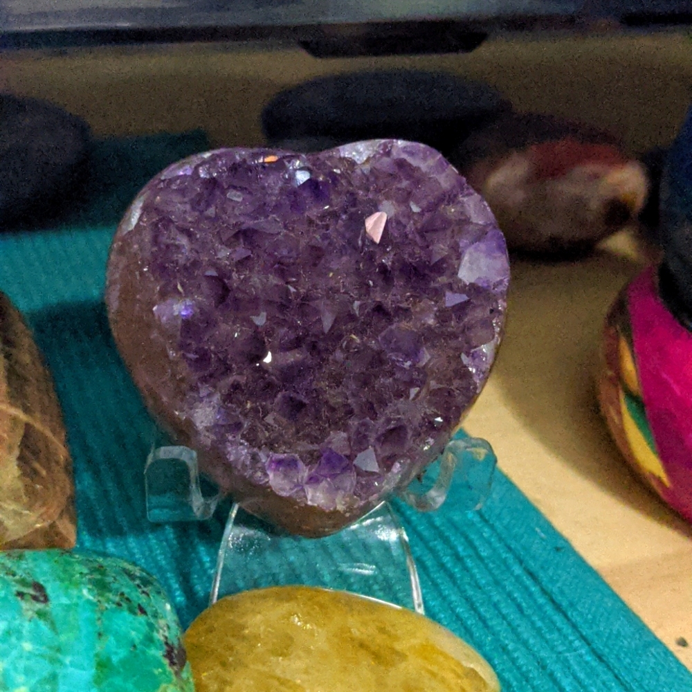 Pink Amethyst AAA heart druzy with stand Uruguay